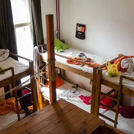 Albergue The Groove